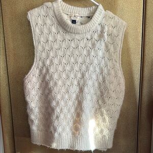 Cream Knit Sleeveless Sweater